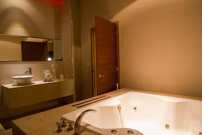 لوكانغ Lu Kang Villa Spa المظهر الخارجي الصورة